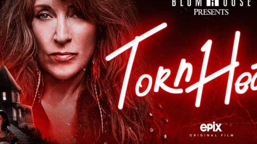 فيلم Torn Hearts 2022 مترجم