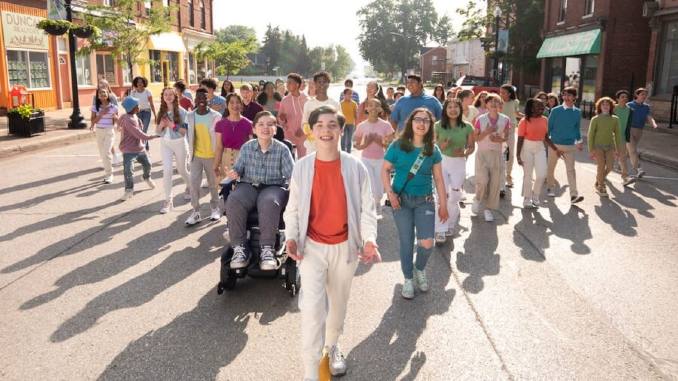 فيلم 13: The Musical 2022 مترجم