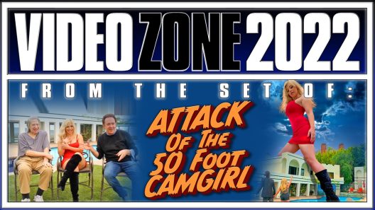فيلم Attack of the 50 Foot CamGirl 2022 مترجم