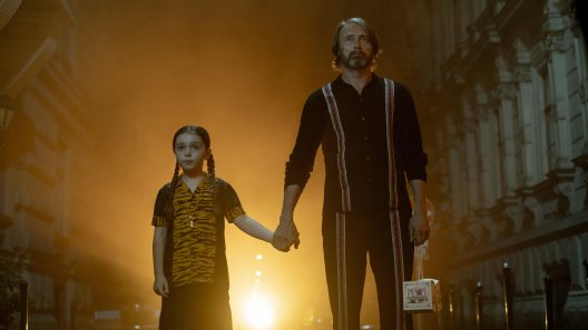 فيلم Dust Bunny 2025 مترجم