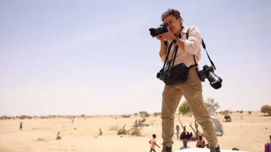 فيلم Love+War 2025 مترجم