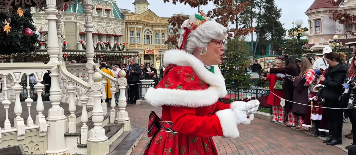 فيلم Mrs. Christmas 2025 مترجم