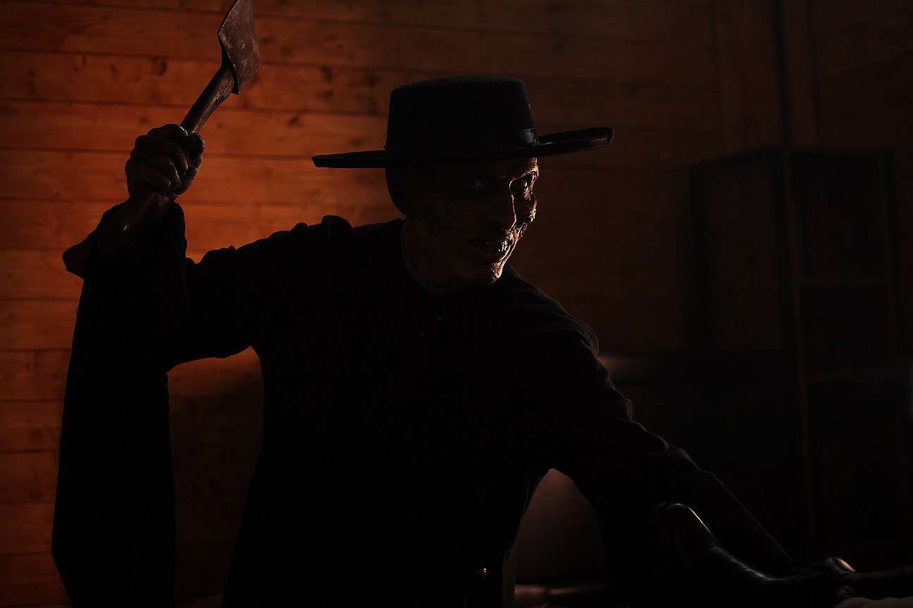 فيلم The Priest: Thanksgiving Massacre 2025 مترجم