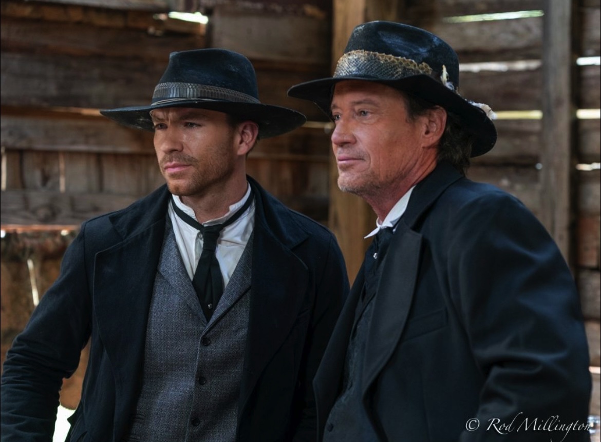 فيلم A Gunfighter’s Deal 2025 مترجم